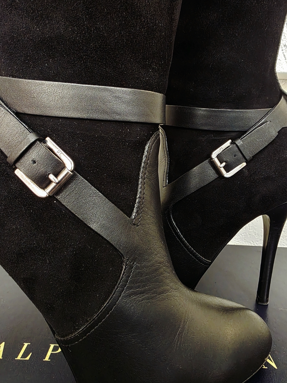 Ralph Lauren Black Leather & Suede Knee-High Stiletto Buckle Boots - Size US 8.5 - Picture 7 of 16
